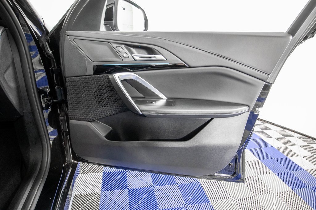 Used 2025 BMW X1 xDrive28i image 14