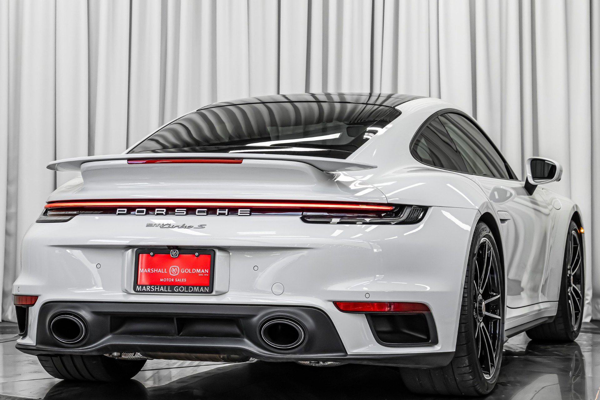 Used 2021 Porsche 911 Turbo S image 9