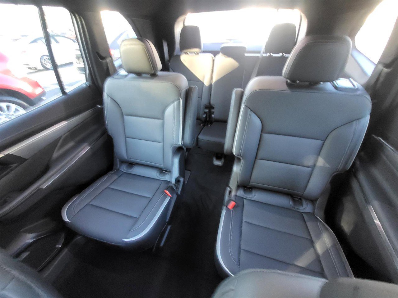 Used 2025 Buick Enclave Preferred image 13