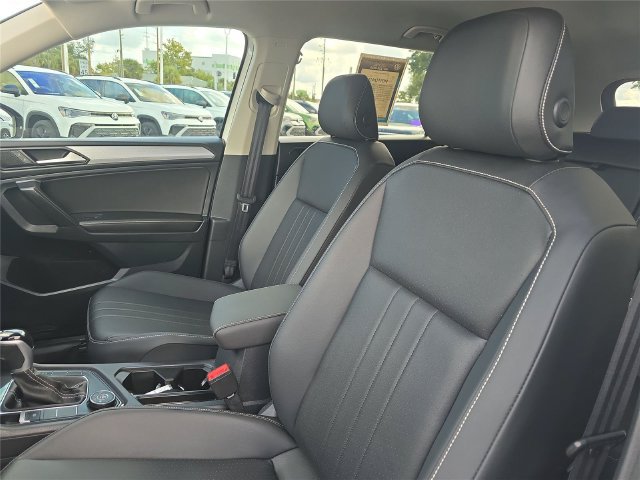 Used 2024 Volkswagen Tiguan S AWD/4WD image 17