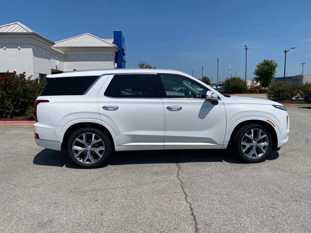Used 2021 Hyundai Palisade Limited w/ Winter Package AWD/4WD image 5