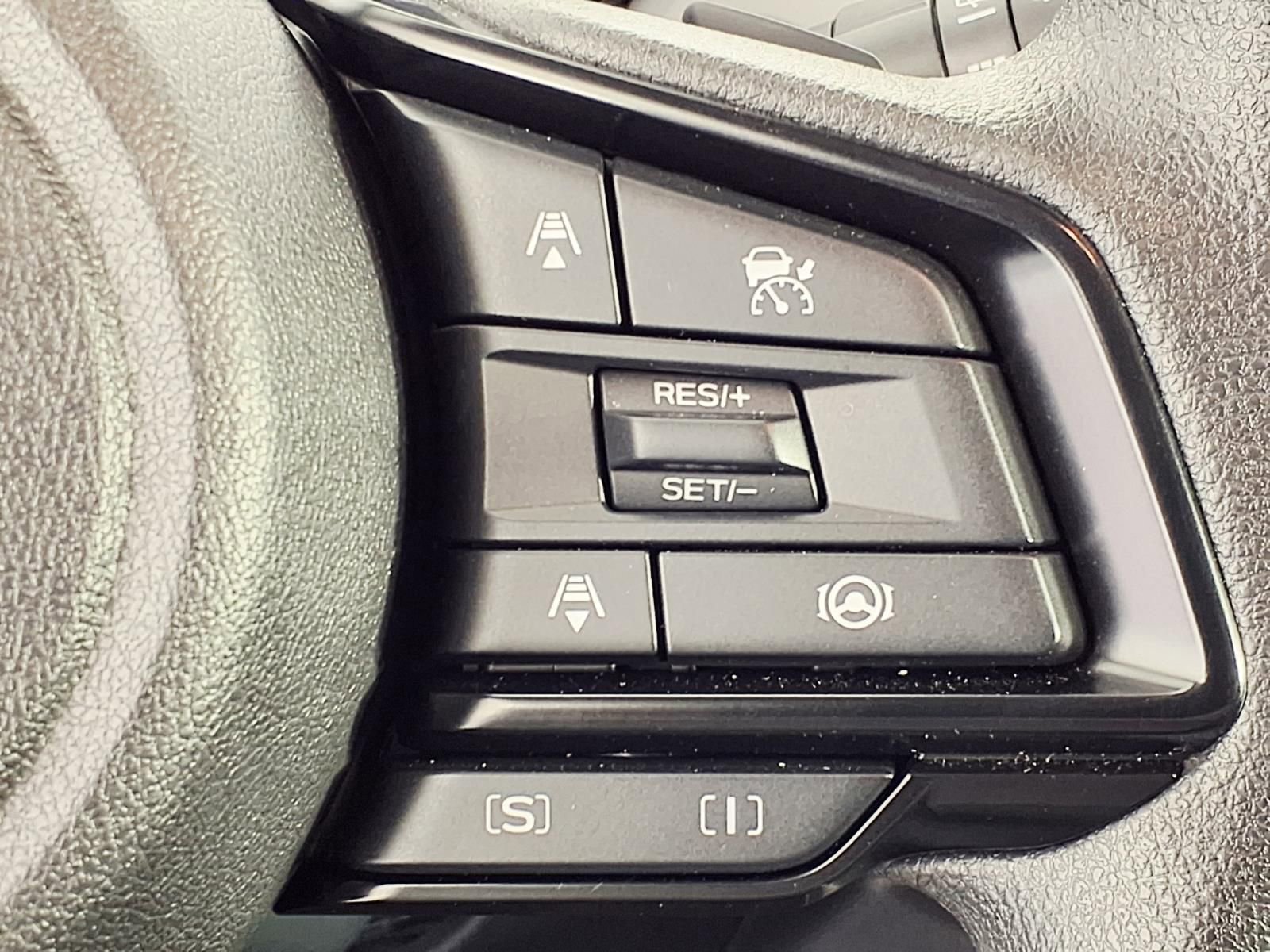 Certified 2025 Subaru Crosstrek 2.0i Premium image 16