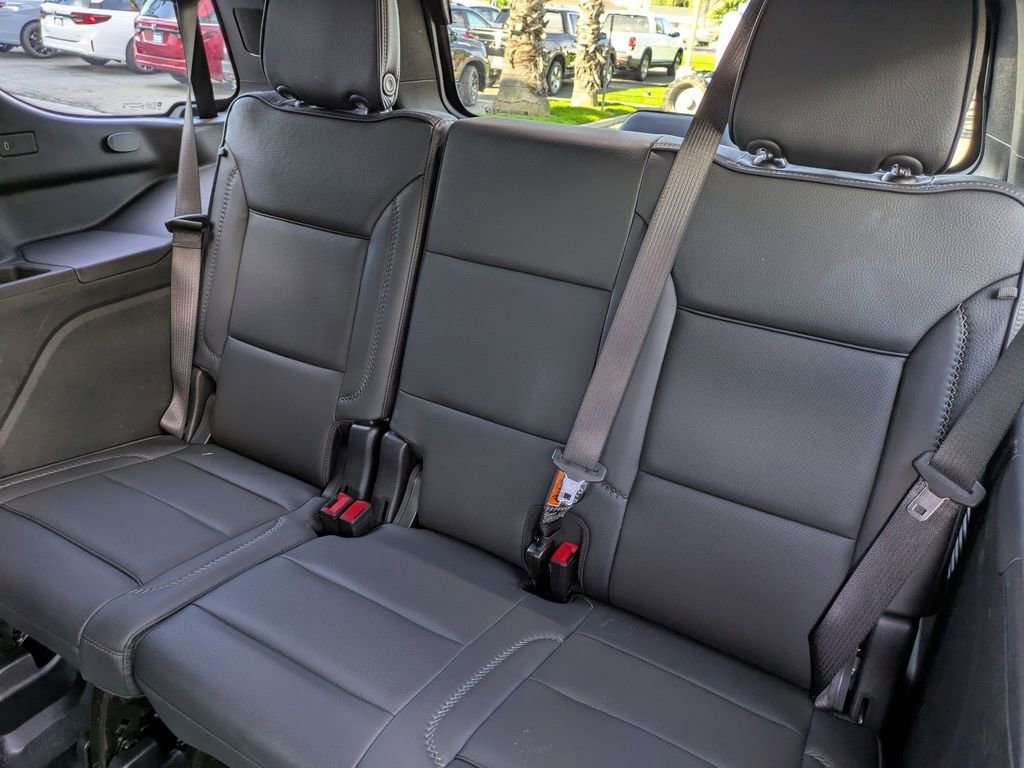 Used 2025 GMC Yukon Denali image 16