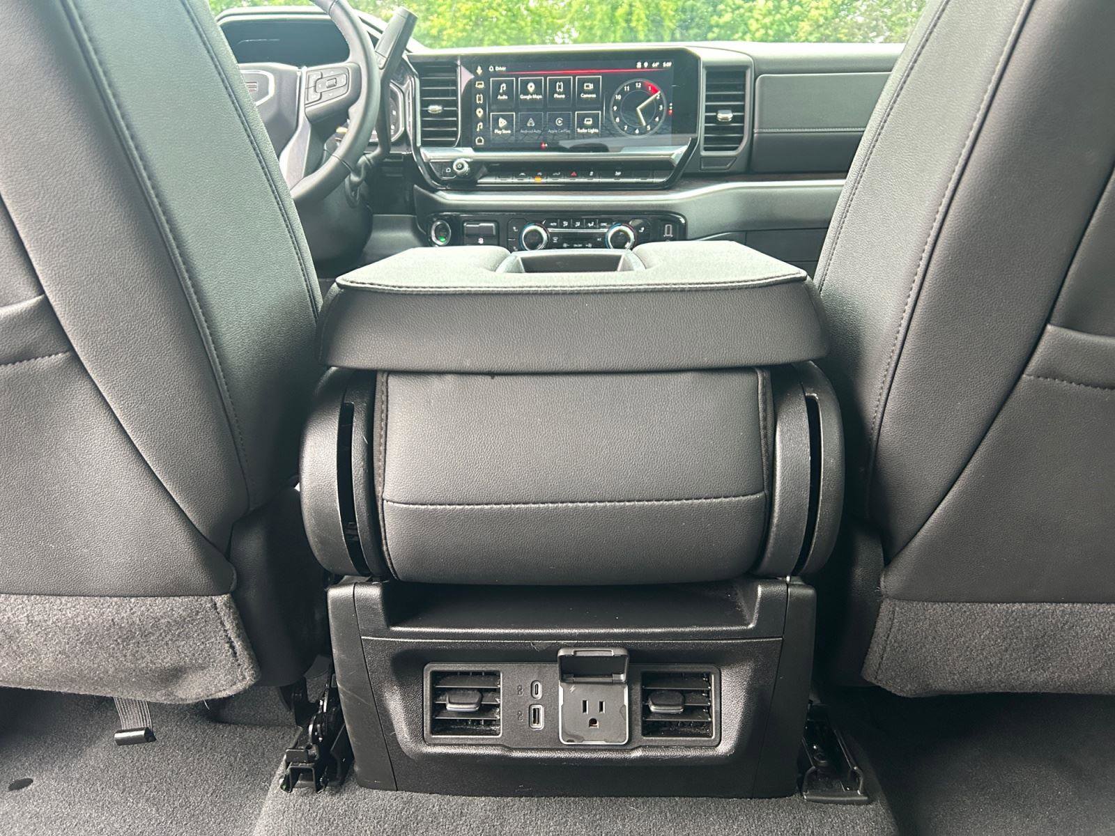 Used 2026 GMC Sierra 1500 SLT AWD/4WD image 17