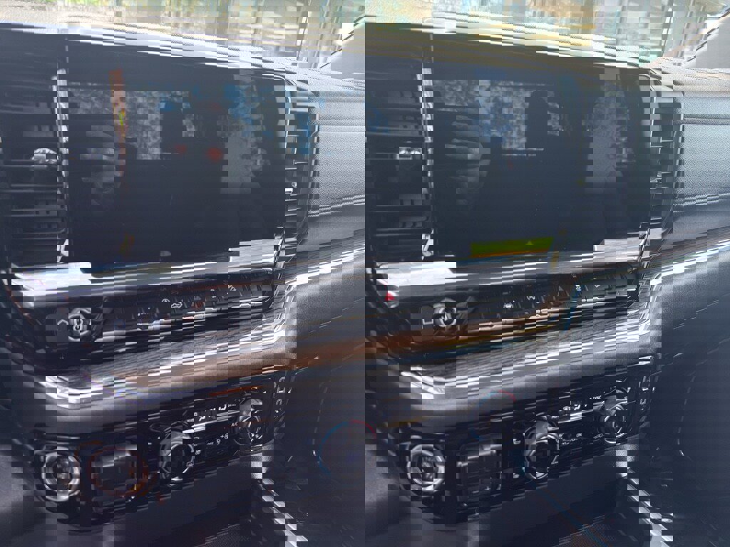 Used 2023 Chevrolet Silverado 1500 LT Trail Boss w/ Protection Package image 15