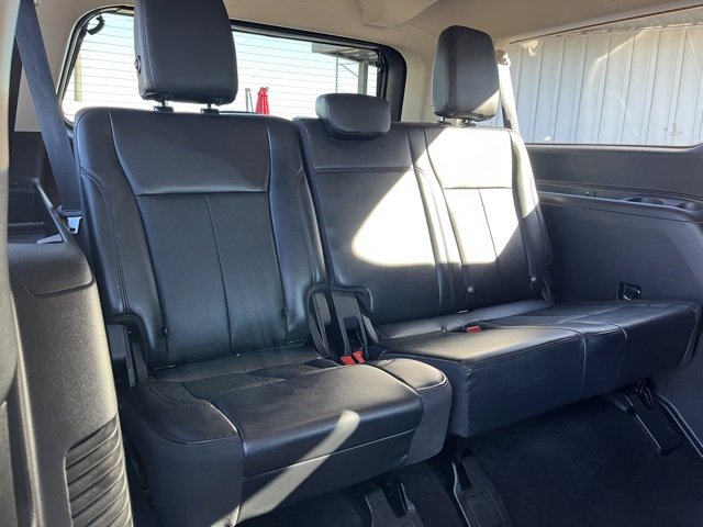 Used 2023 Ford Expedition Max XLT image 35