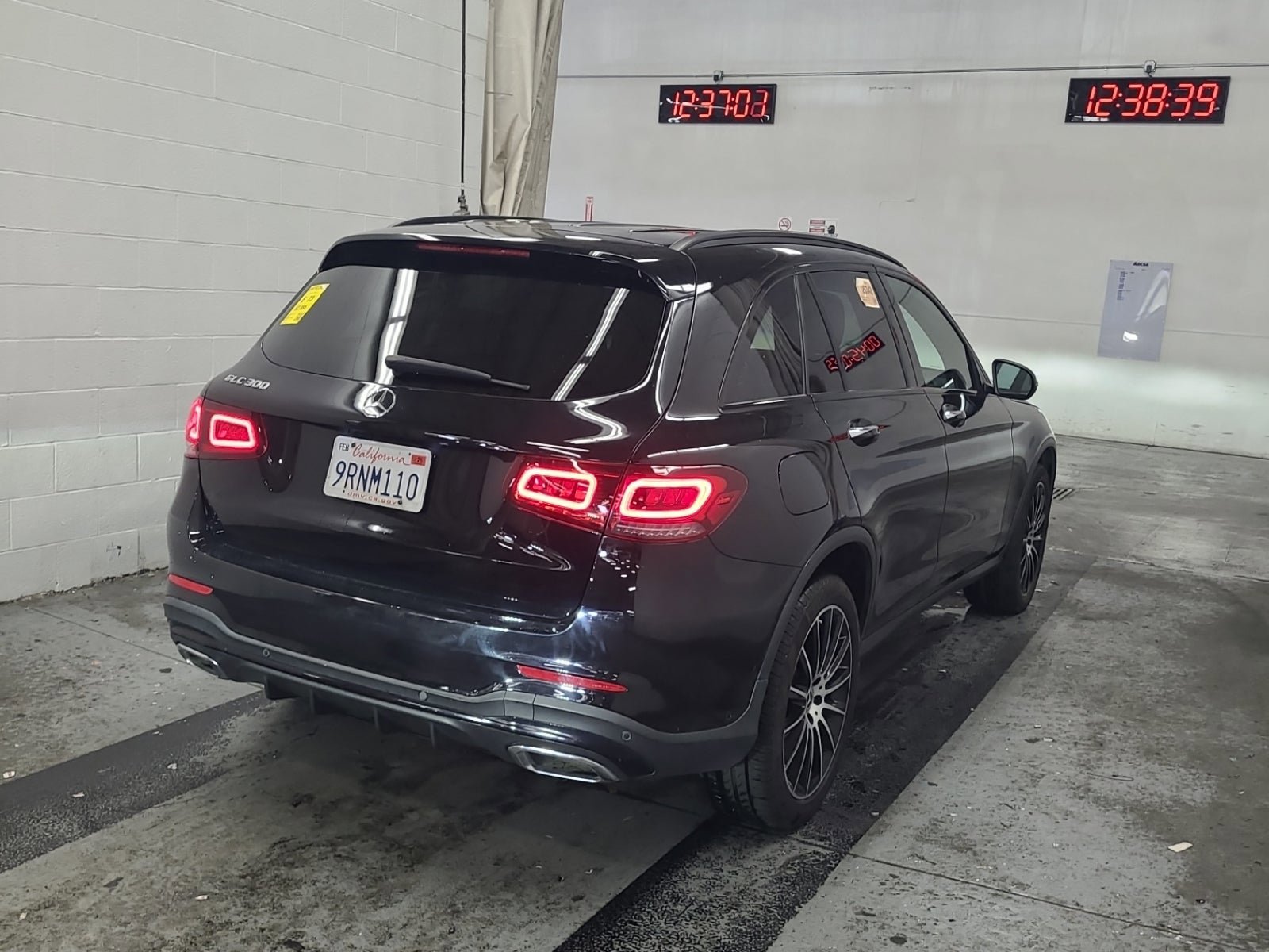 Used 2021 Mercedes-Benz GLC 300 image 6