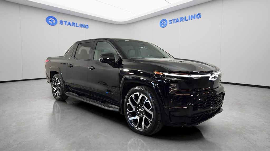 Used 2024 Chevrolet Silverado EV RST image 13