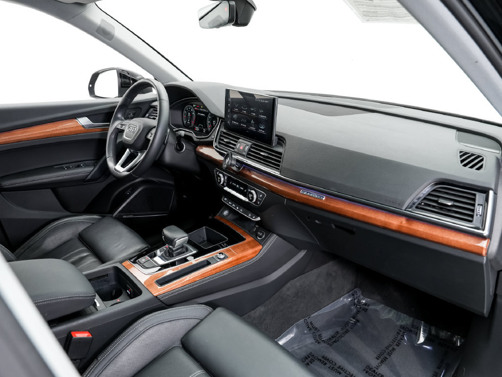 Used 2021 Audi Q5 Prestige w/ Prestige Package AWD/4WD image 22
