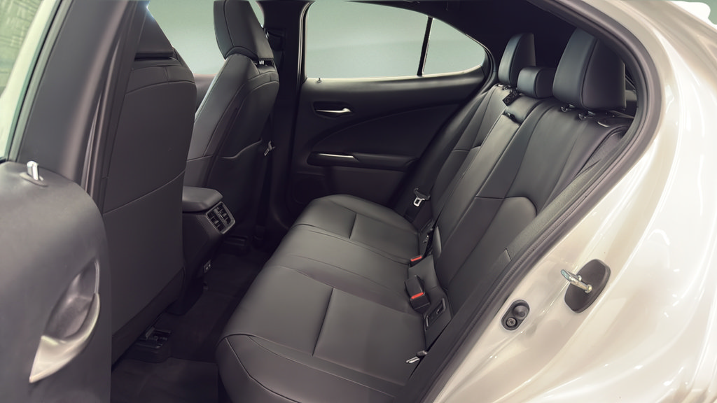 Used 2025 Lexus UX 300h AWD w/ Accessory Package (Z1) image 15