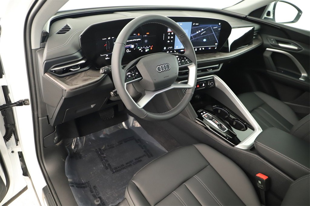 New 2025 Audi Q5 Premium image 15