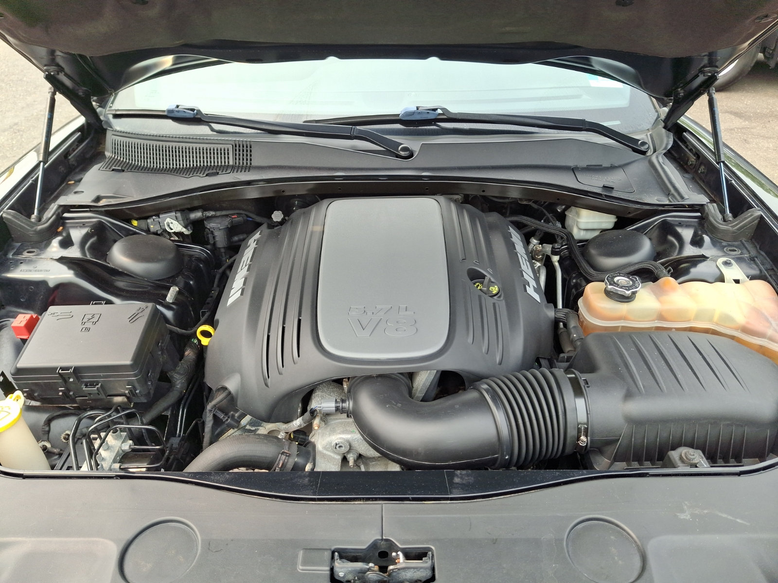 Used 2012 Dodge Charger R/T RWD image 31