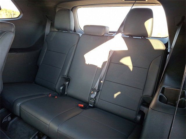 Certified 2025 Buick Enclave Preferred image 9