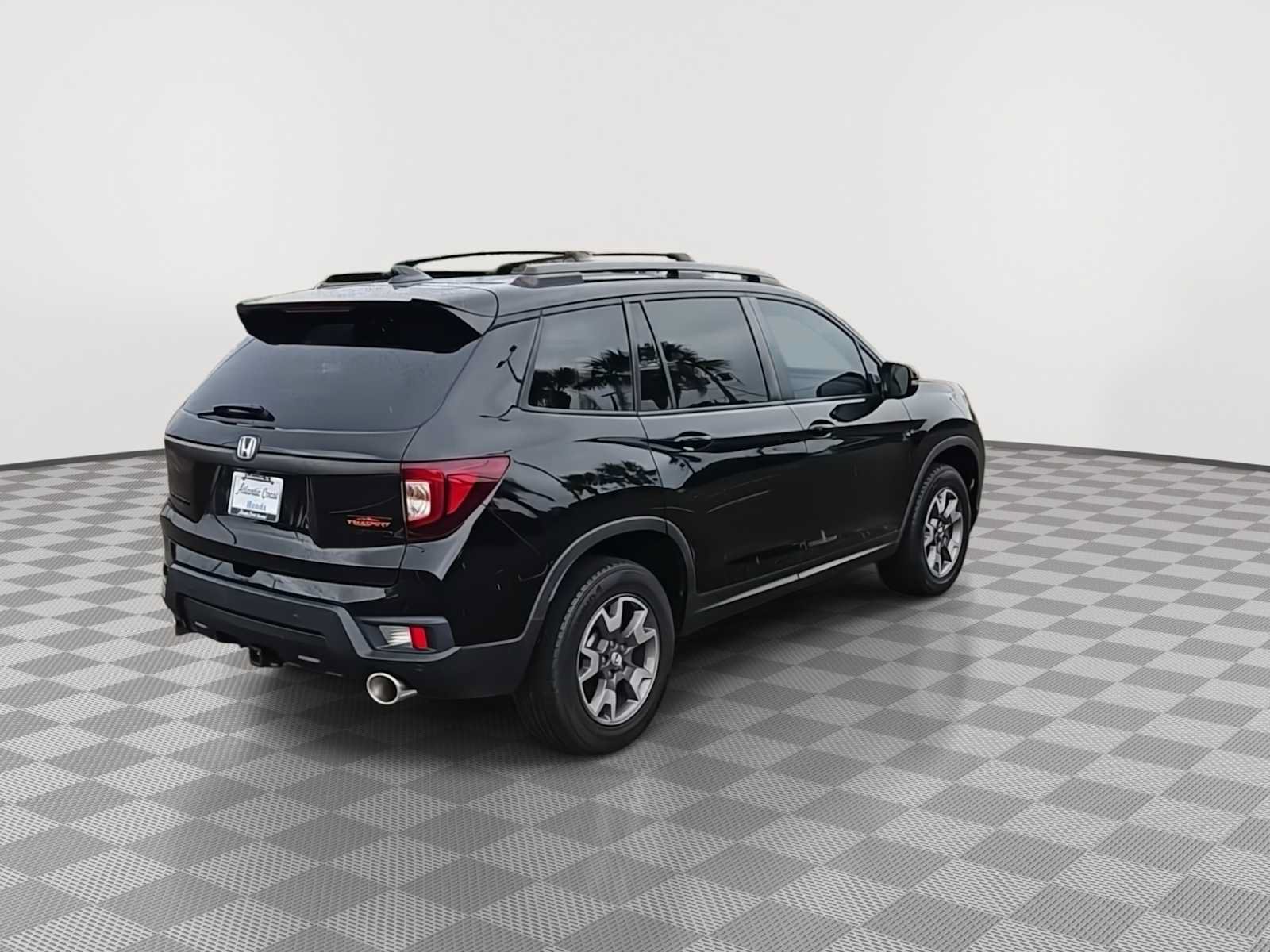 Used 2023 Honda Passport TrailSport image 8