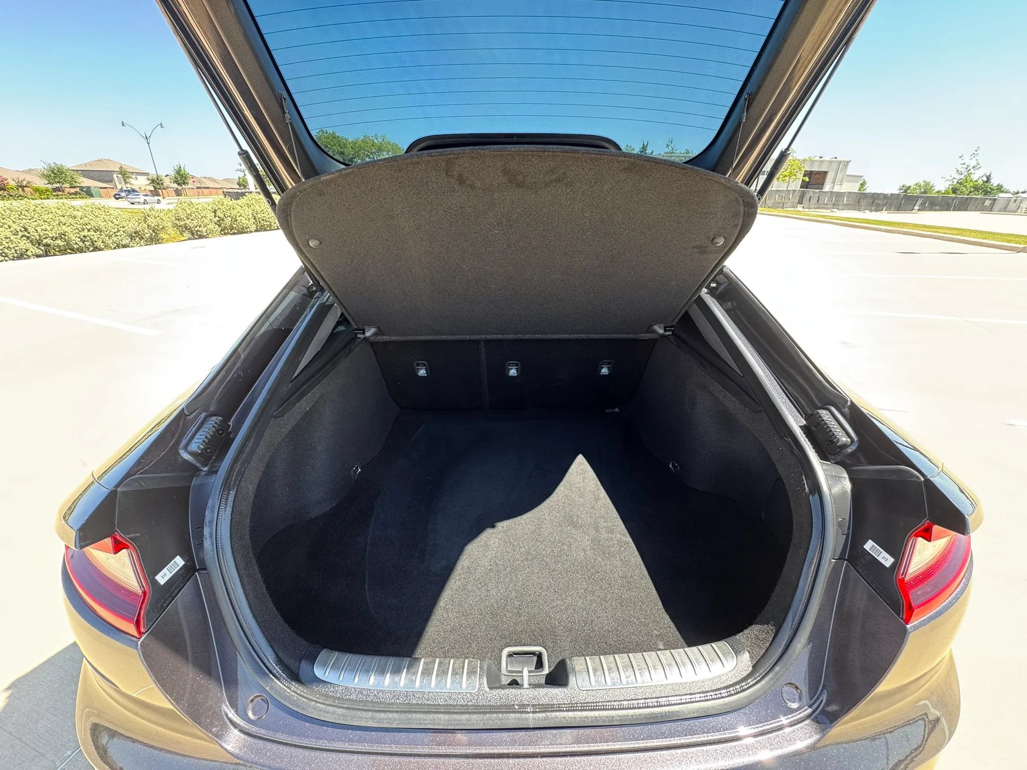 Used 2018 Kia Stinger GT1 AWD/4WD image 58