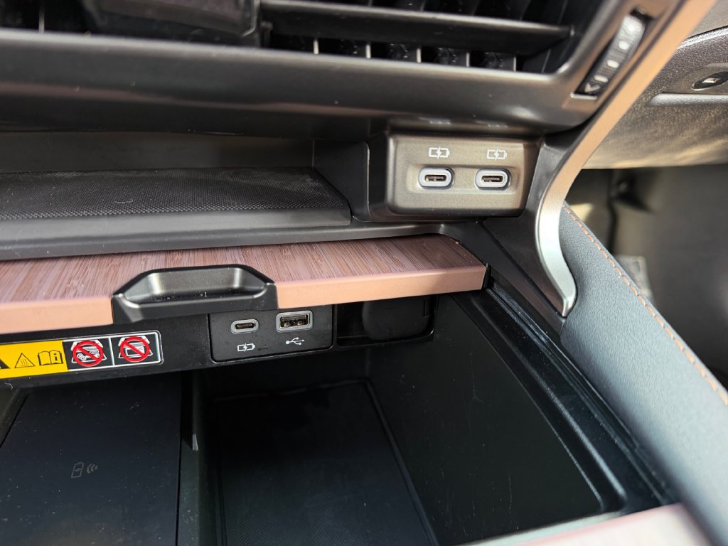 Certified 2025 Lexus RX 350h AWD/4WD image 24