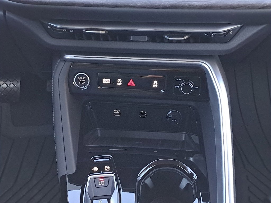 New 2025 Audi Q5 Premium Plus image 25