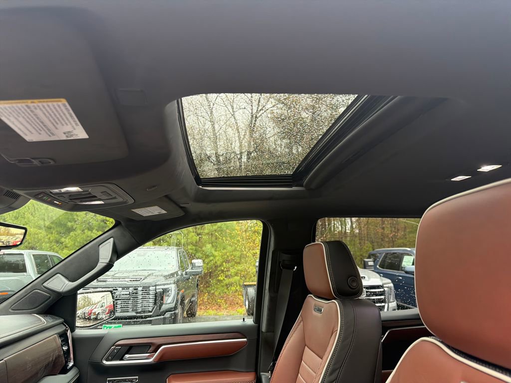 New 2026 GMC Sierra 1500 Denali Ultimate w/ LPO, Black Badging Package AWD/4WD image 18