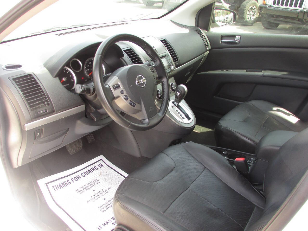 Used 2010 Nissan Sentra 2.0 SL w/ Premium Plus Pkg FWD image 9