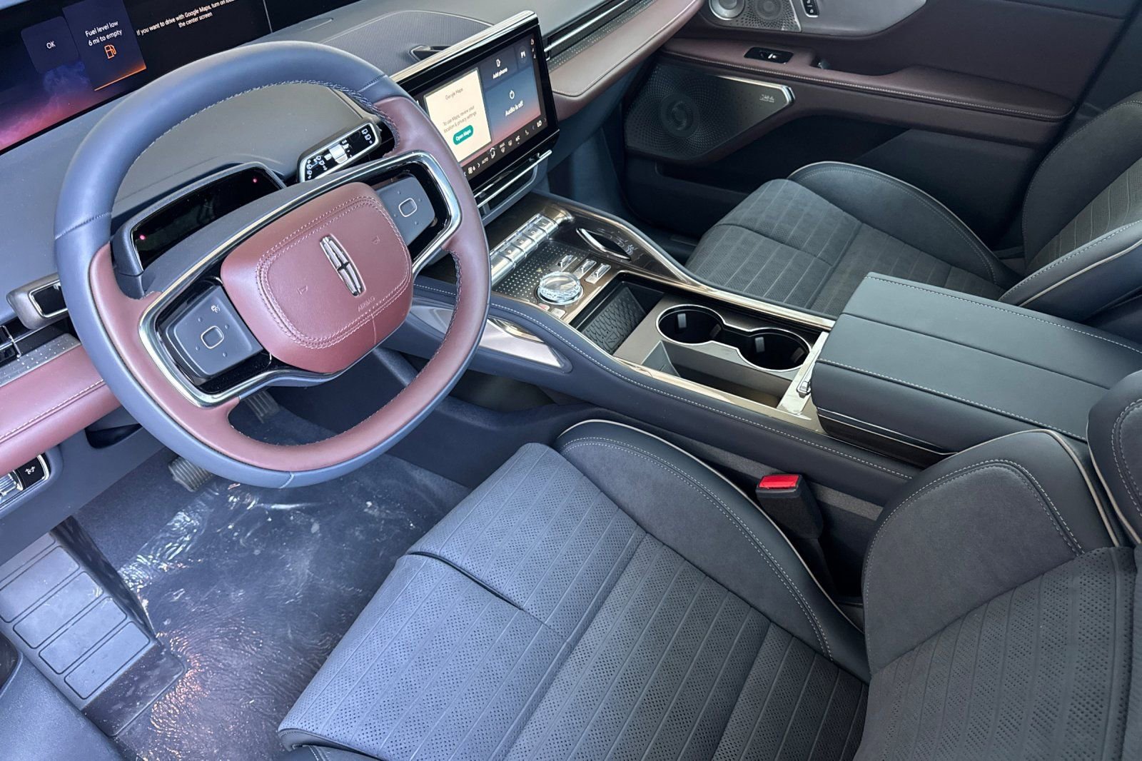 New 2026 Lincoln Nautilus Black Label w/ Jet Appearance Package image 8