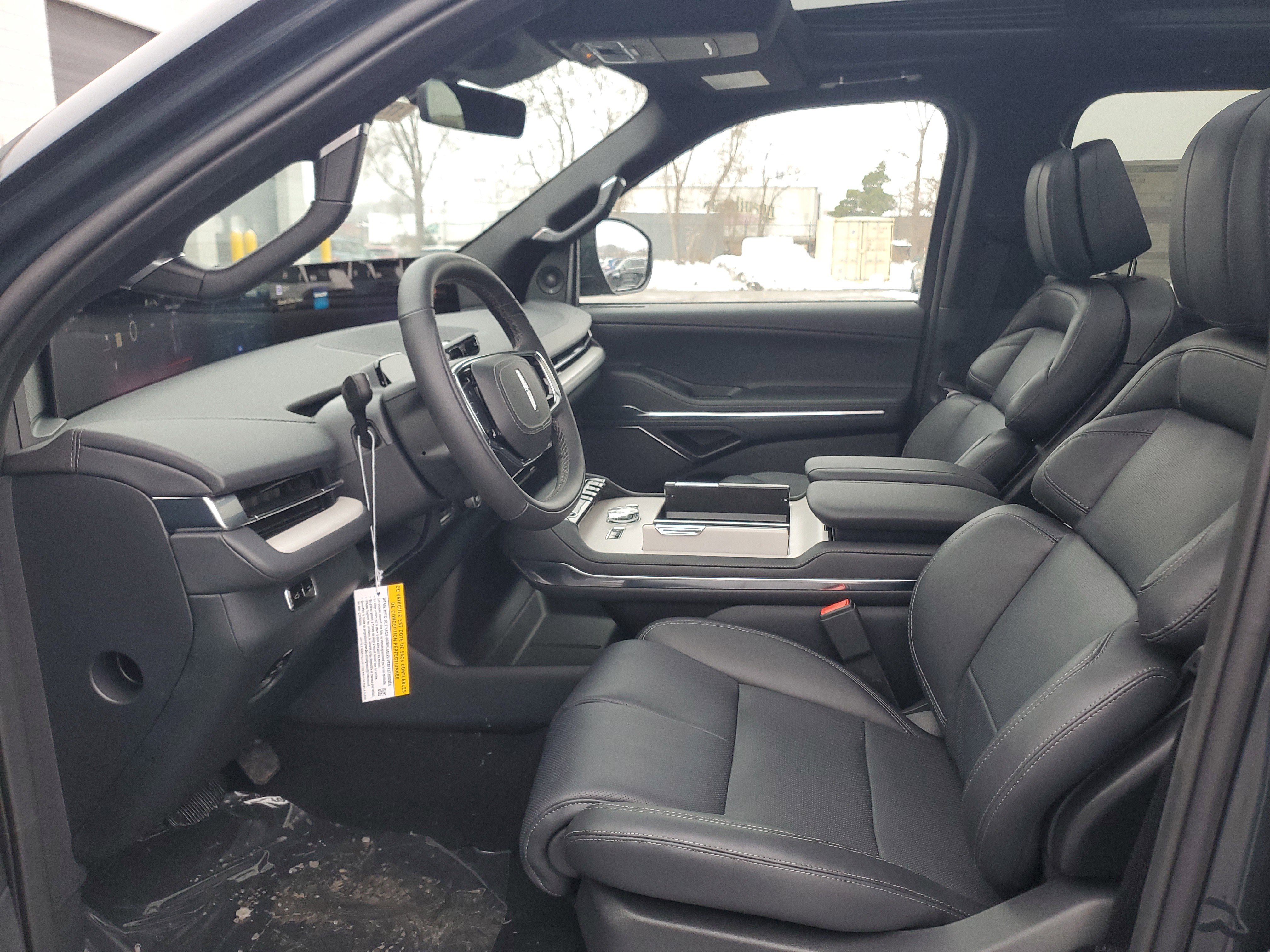 New 2025 Lincoln Navigator L Reserve w/ Jet Appearance Package image 12