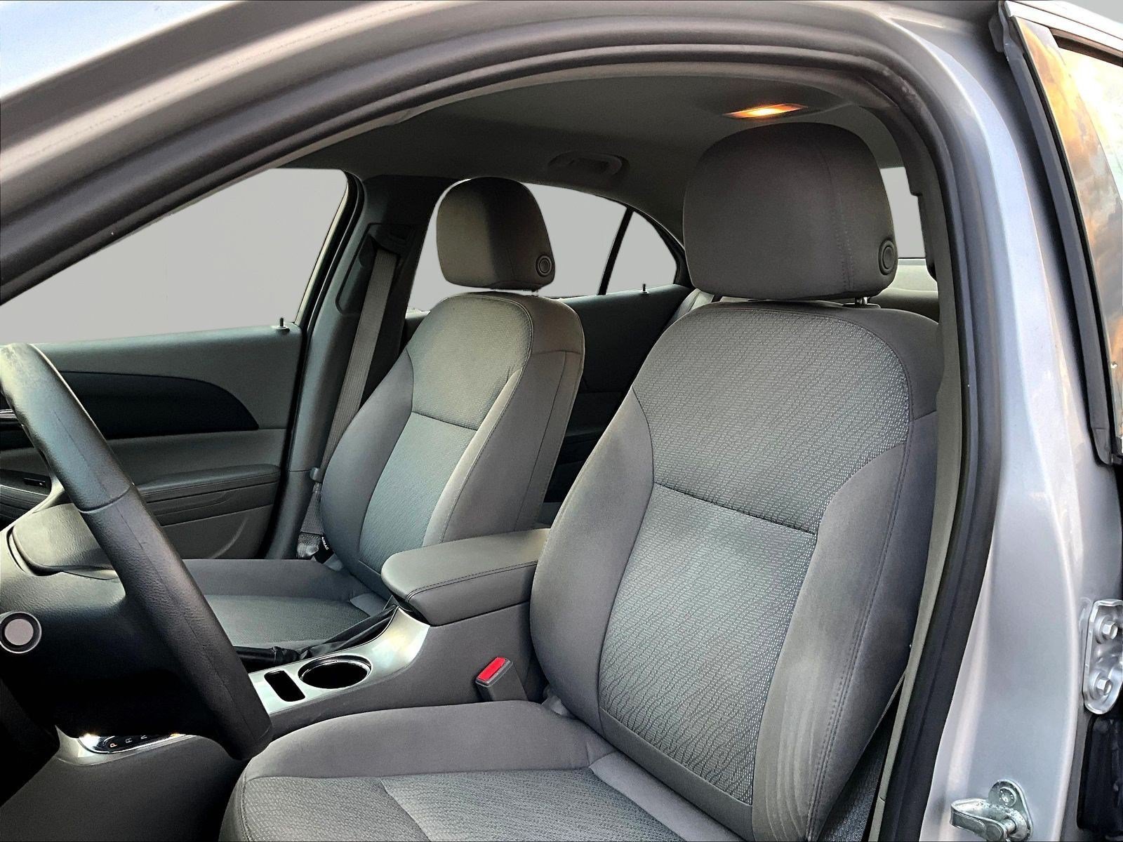 Used 2014 Chevrolet Malibu LS FWD image 18