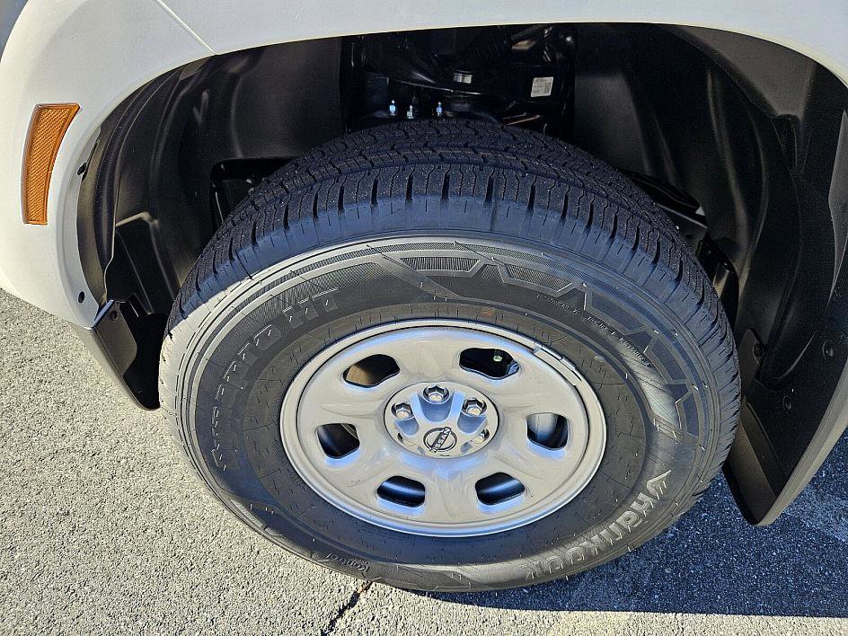 New 2026 Nissan Frontier S image 17