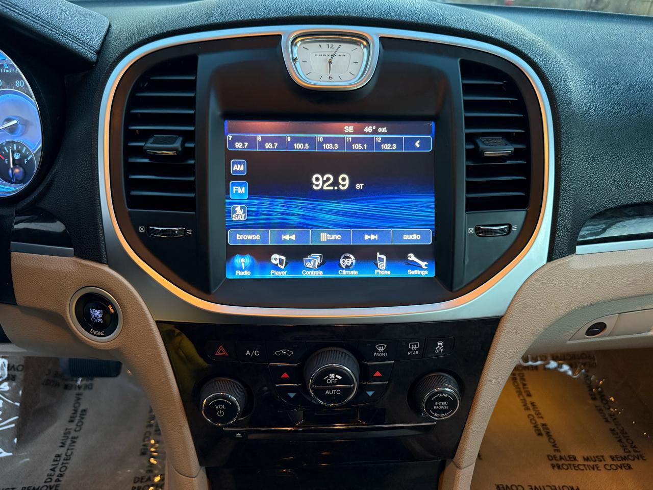 Used 2014 Chrysler 300 image 28