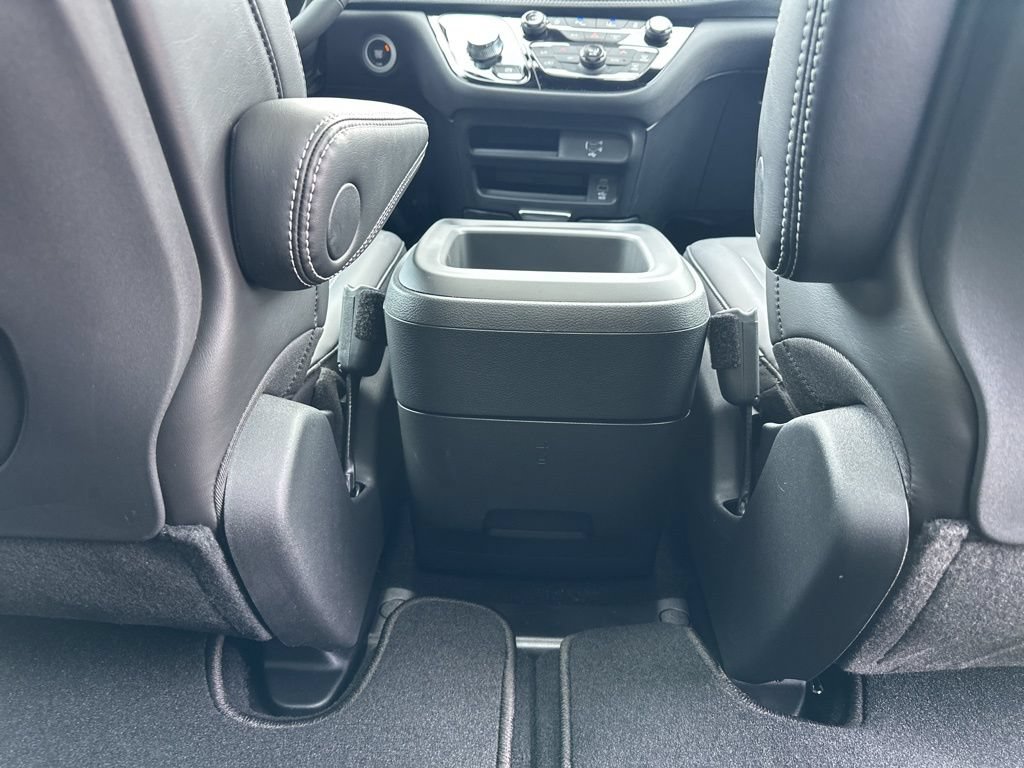 New 2026 Chrysler Pacifica Select AWD/4WD image 54
