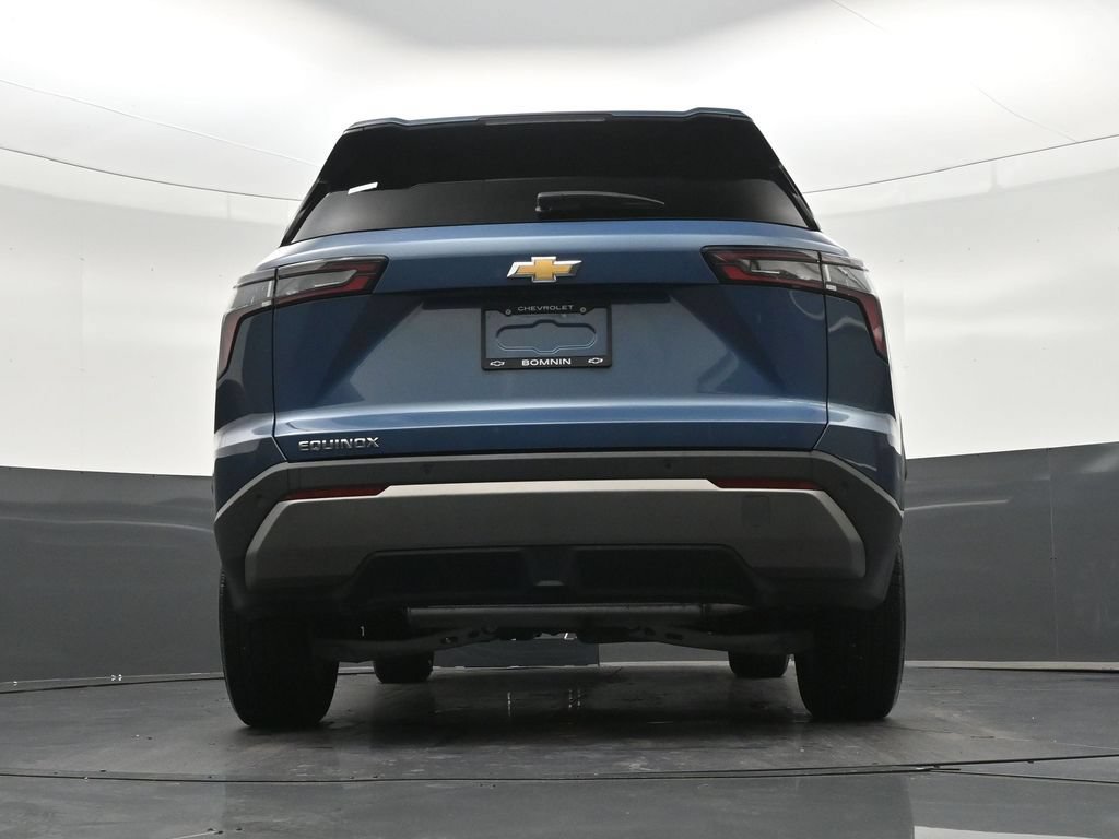 Used 2025 Chevrolet Equinox LT FWD image 26