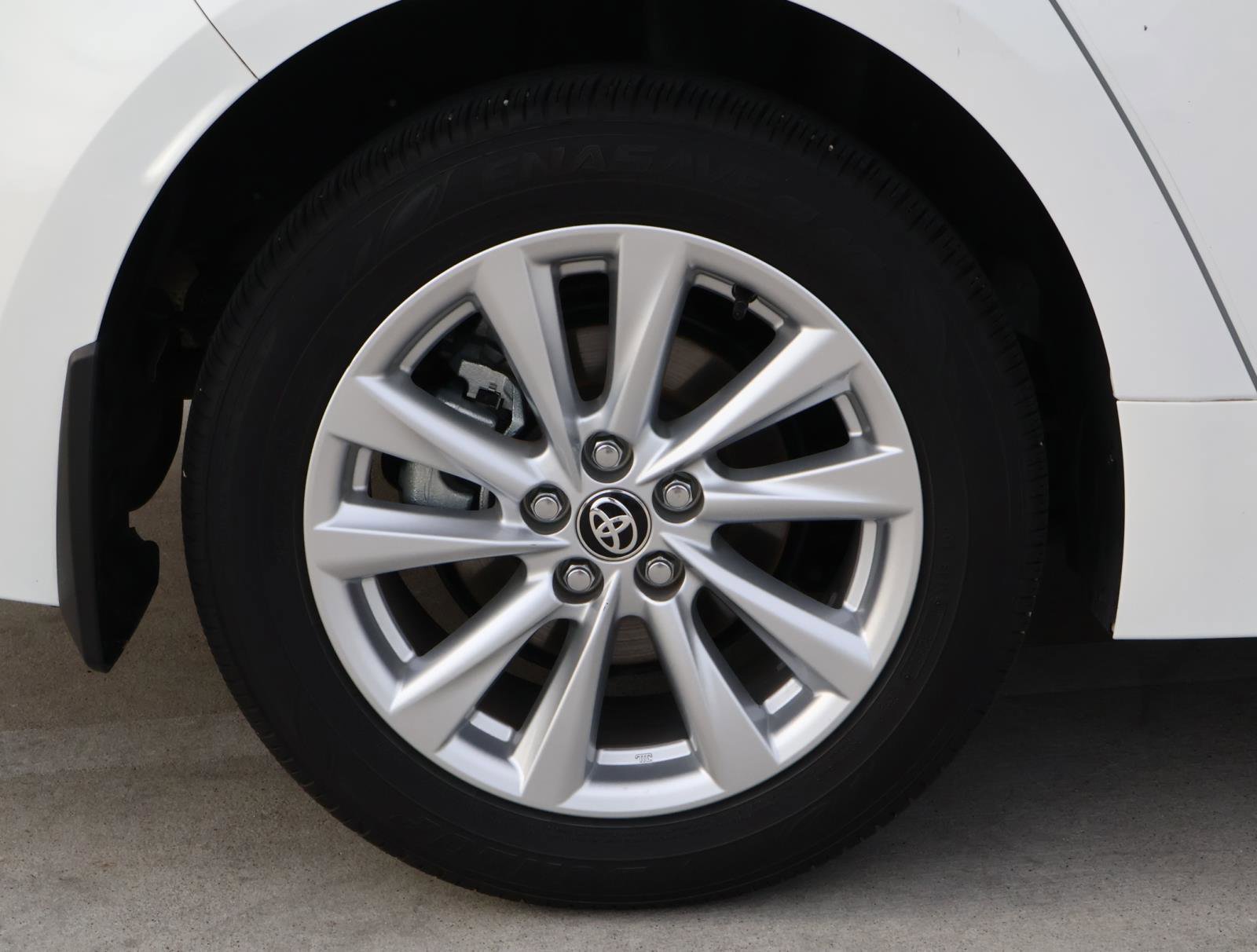 Used 2024 Toyota Corolla XLE image 8