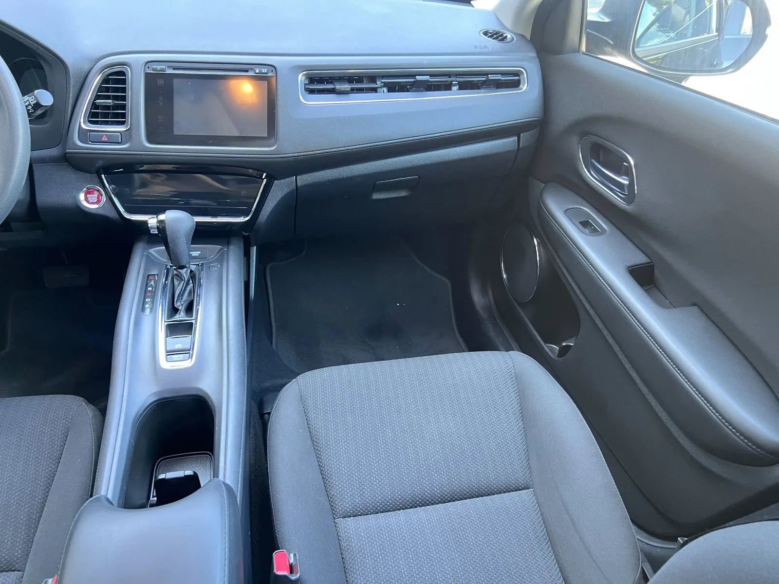 Used 2017 Honda HR-V EX image 18