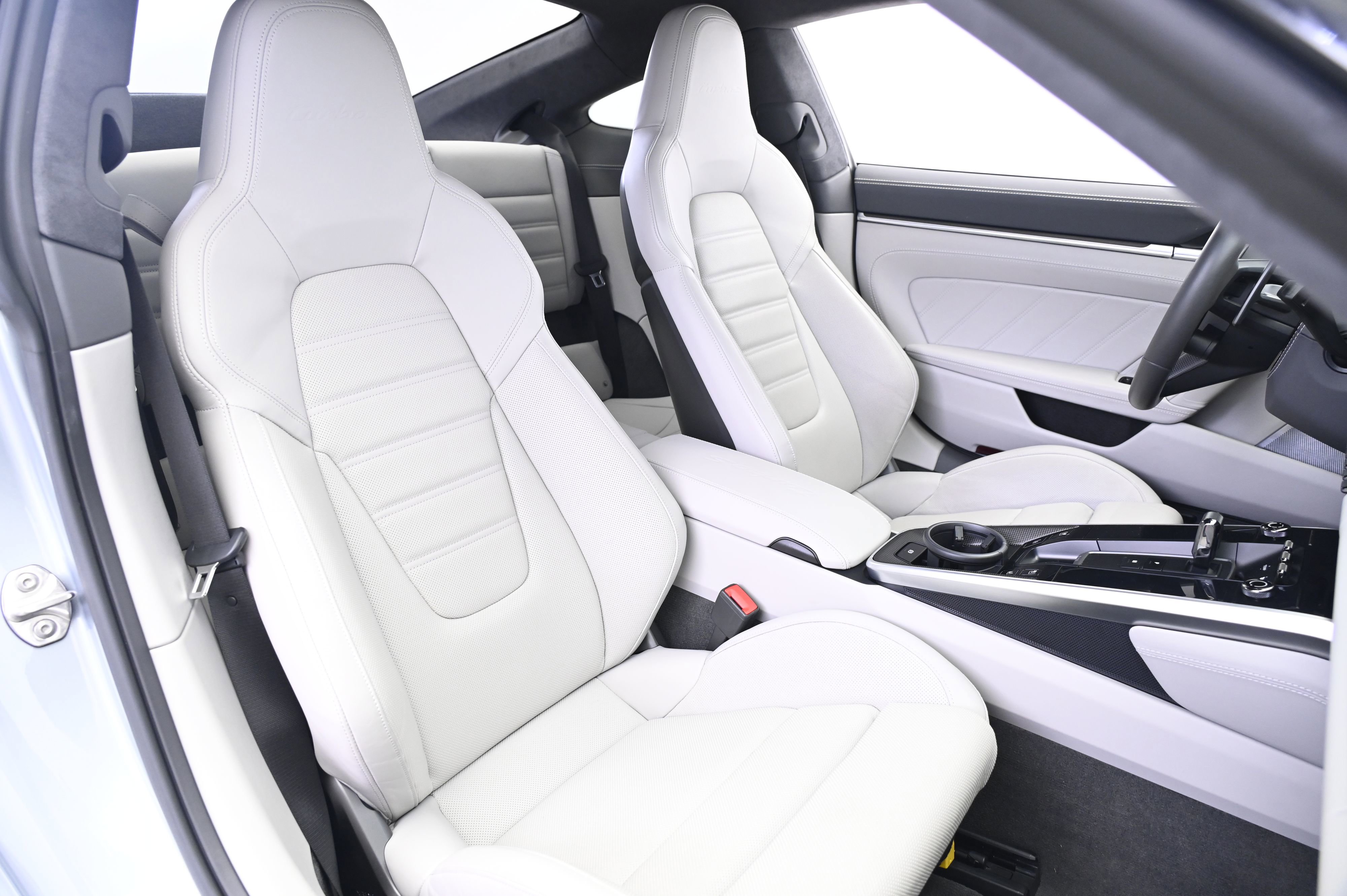 Used 2021 Porsche 911 Turbo image 20