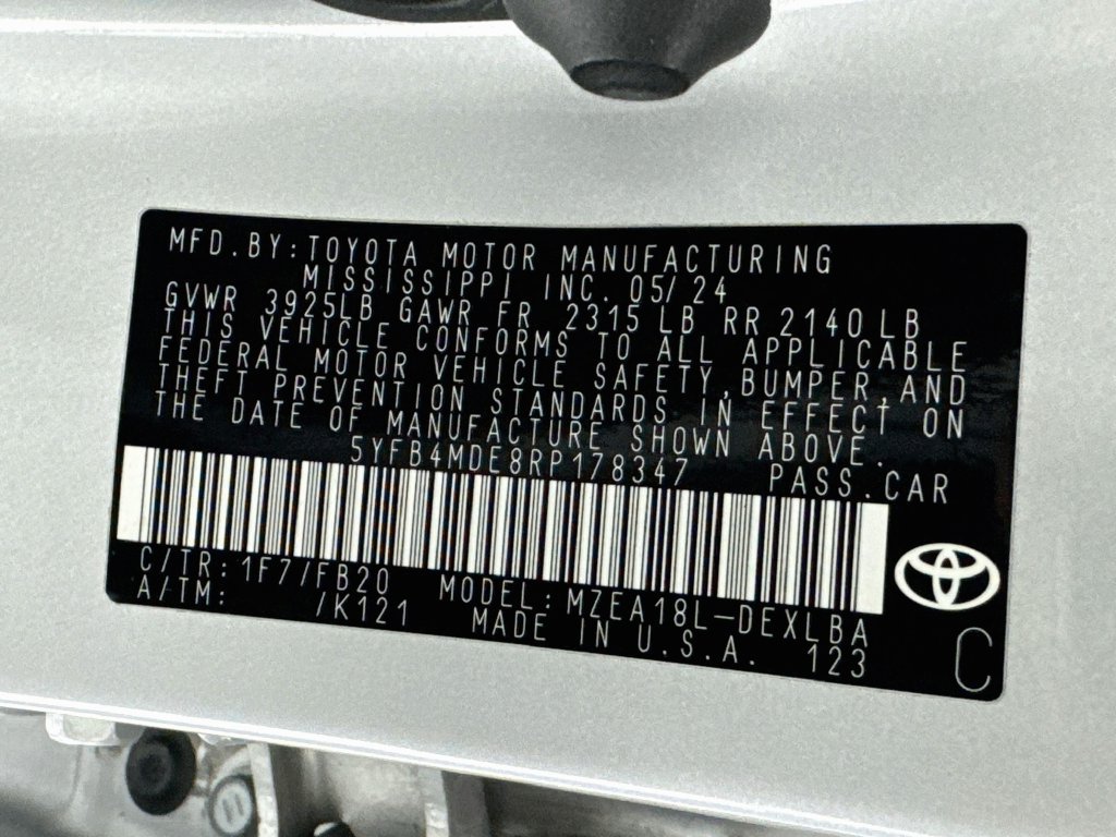 Used 2024 Toyota Corolla LE FWD image 30