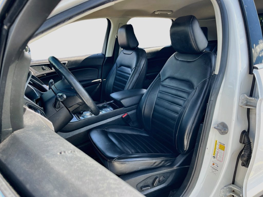 Used 2020 Ford Edge SEL w/ Convenience Package FWD image 21