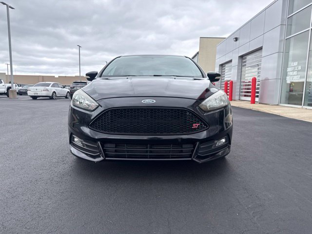 Used 2016 Ford Focus ST FWD image 2