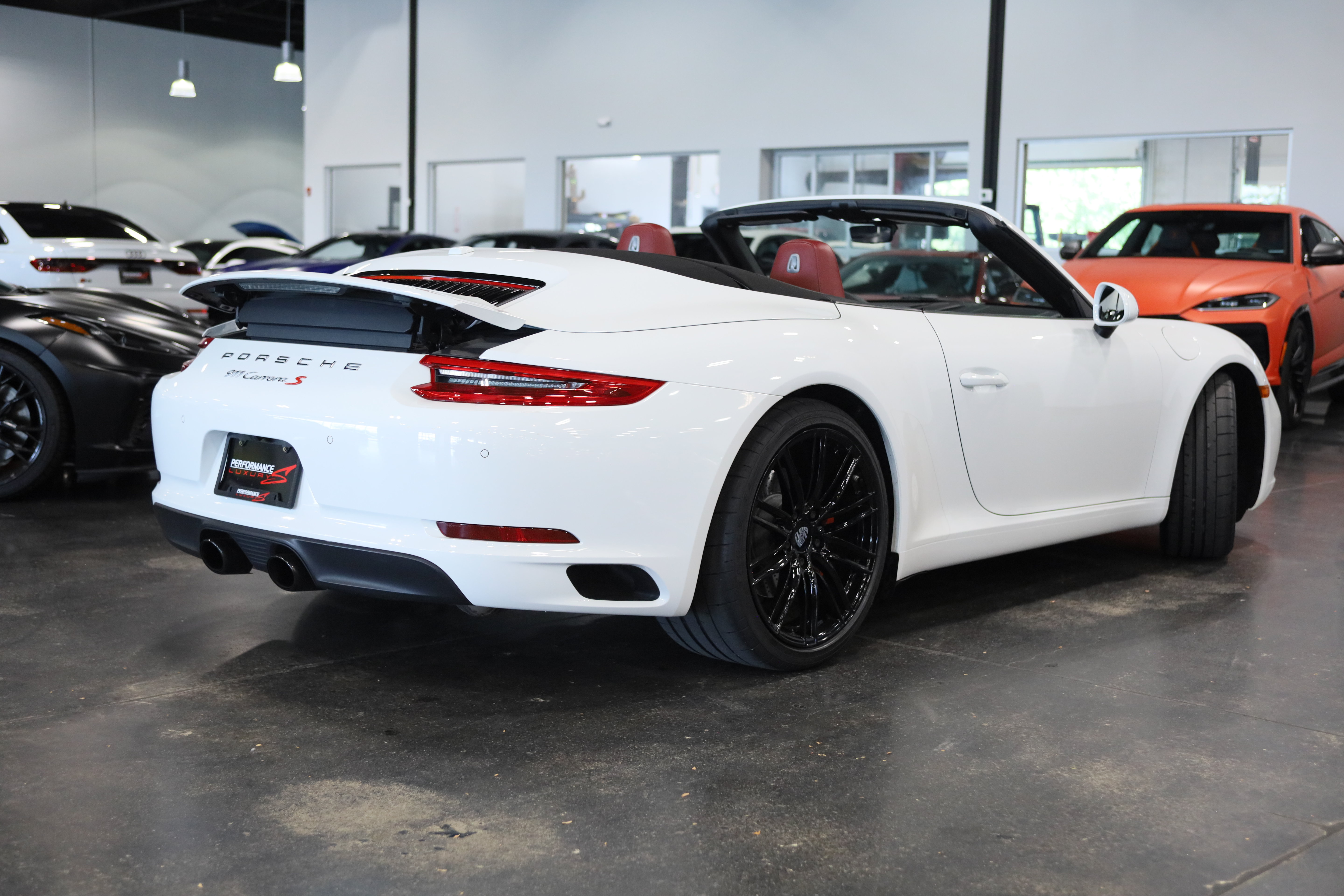 Used 2018 Porsche 911 Carrera S RWD image 8