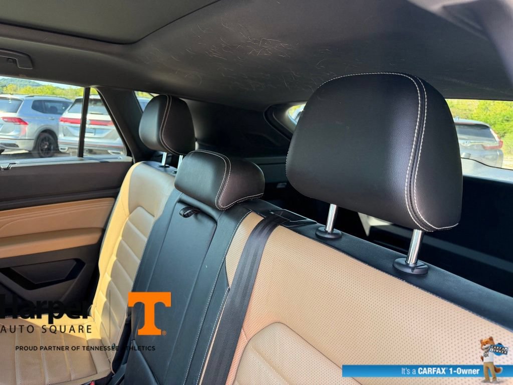 Used 2023 Volkswagen Atlas Cross Sport SEL Premium R-Line AWD/4WD image 9
