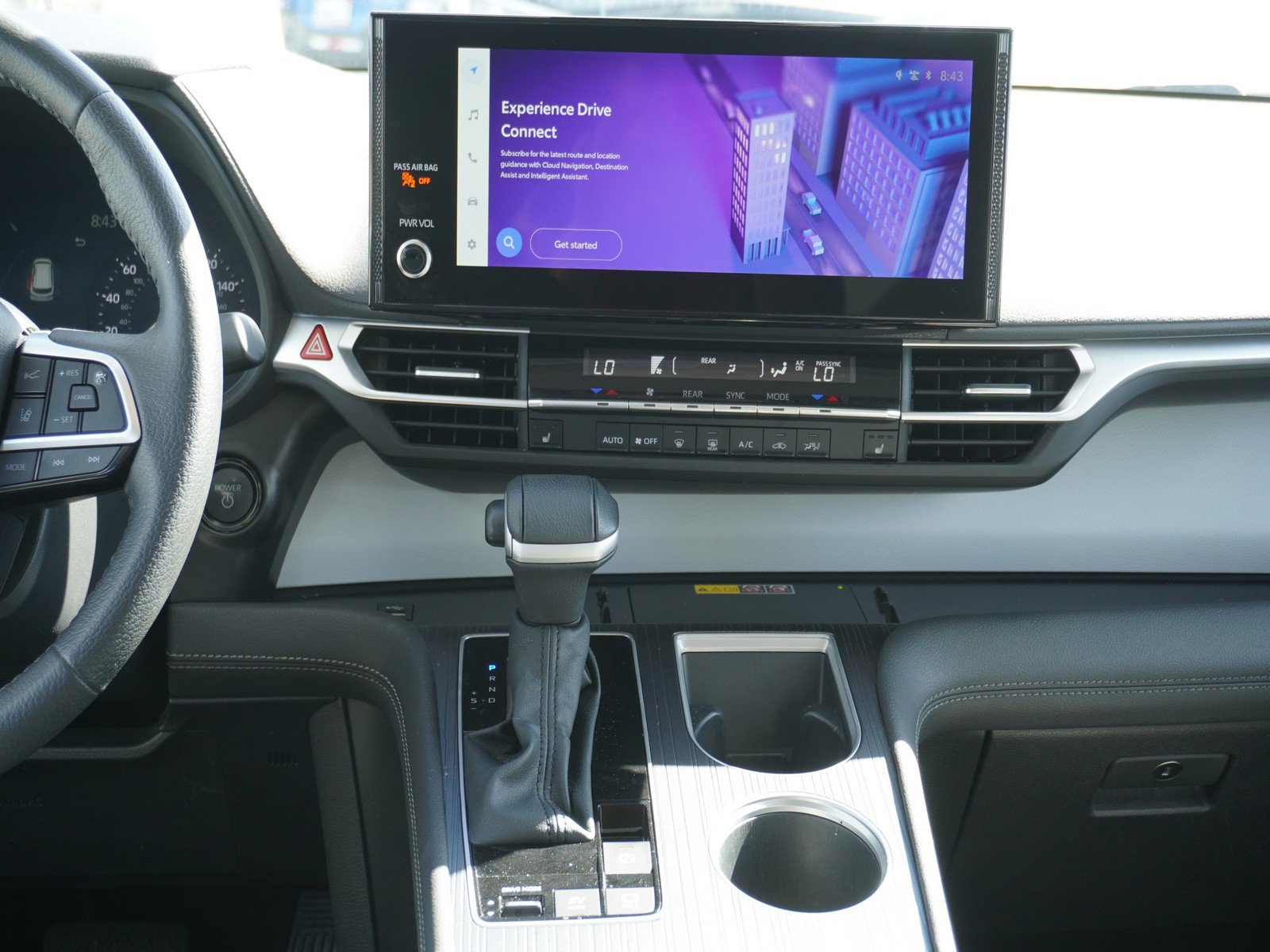 Used 2025 Toyota Sienna XLE image 16