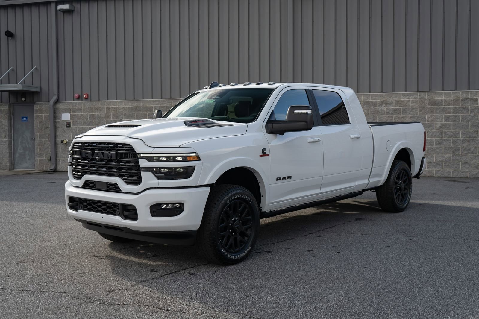 New 2026 RAM 2500 Limited AWD/4WD image 11