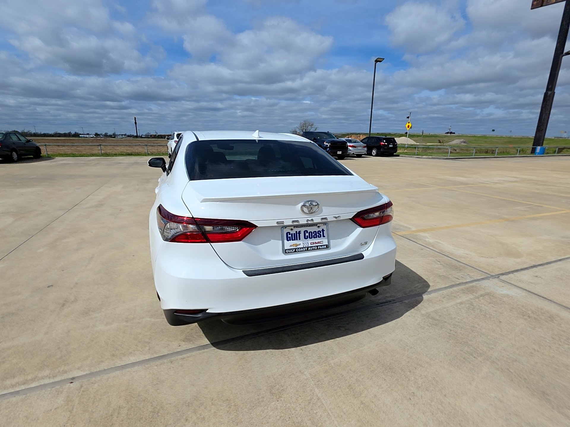 Used 2023 Toyota Camry LE image 7