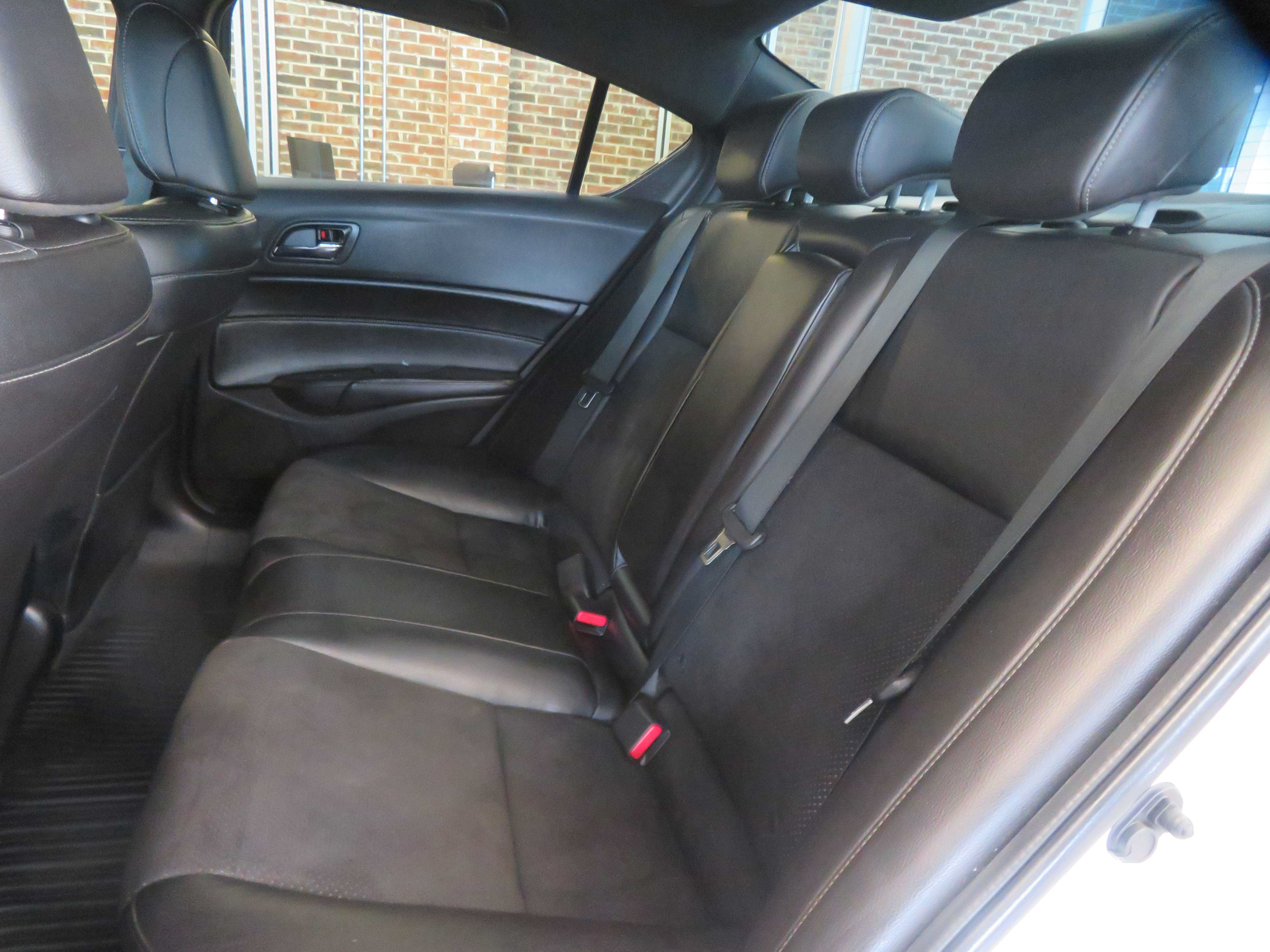 Used 2016 Acura ILX FWD image 19