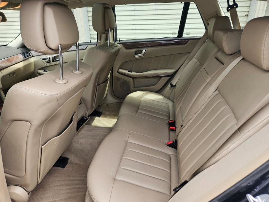Used 2012 Mercedes-Benz E 350 4MATIC Wagon image 9