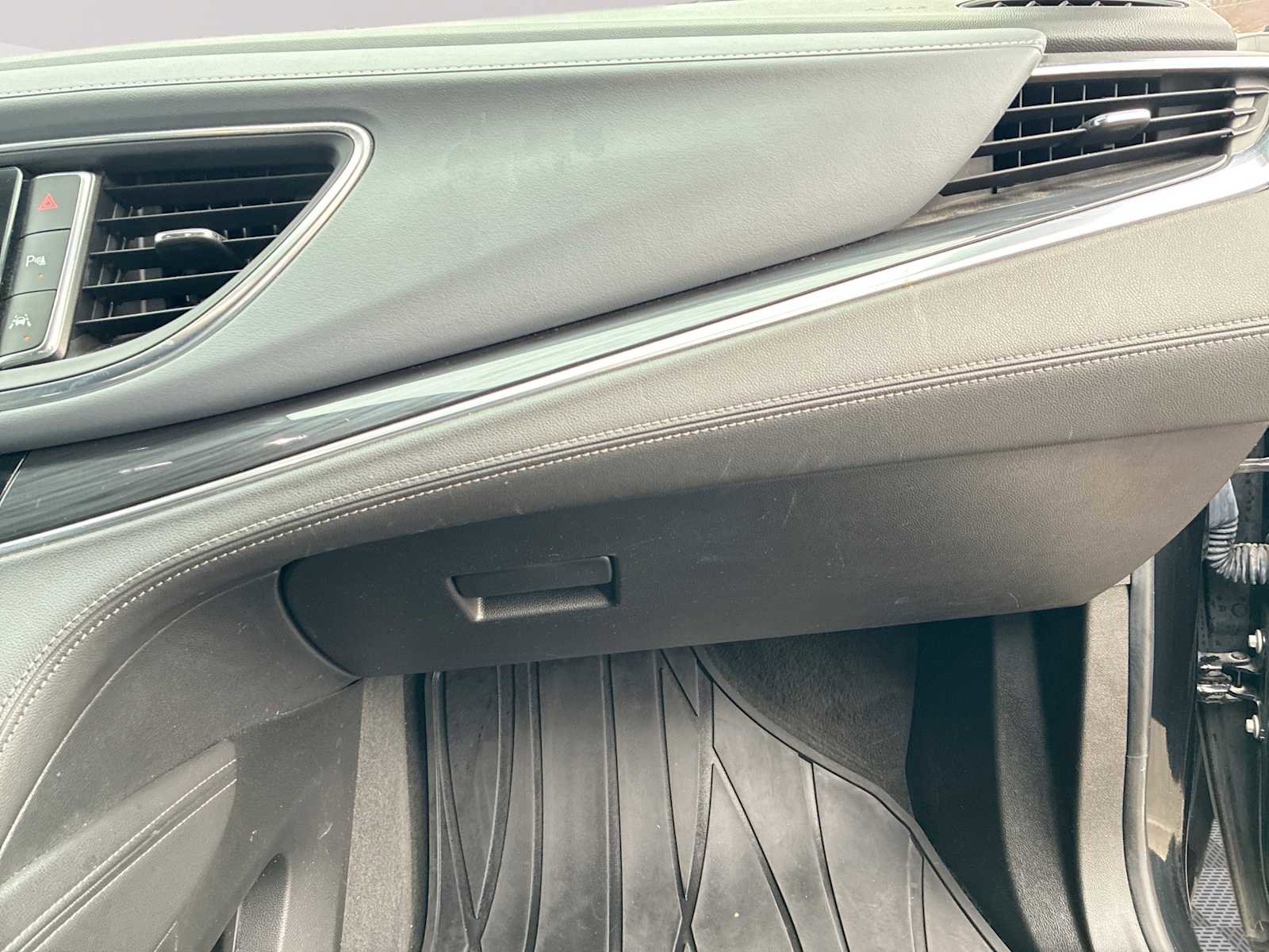 Certified 2019 Buick Enclave Premium image 29