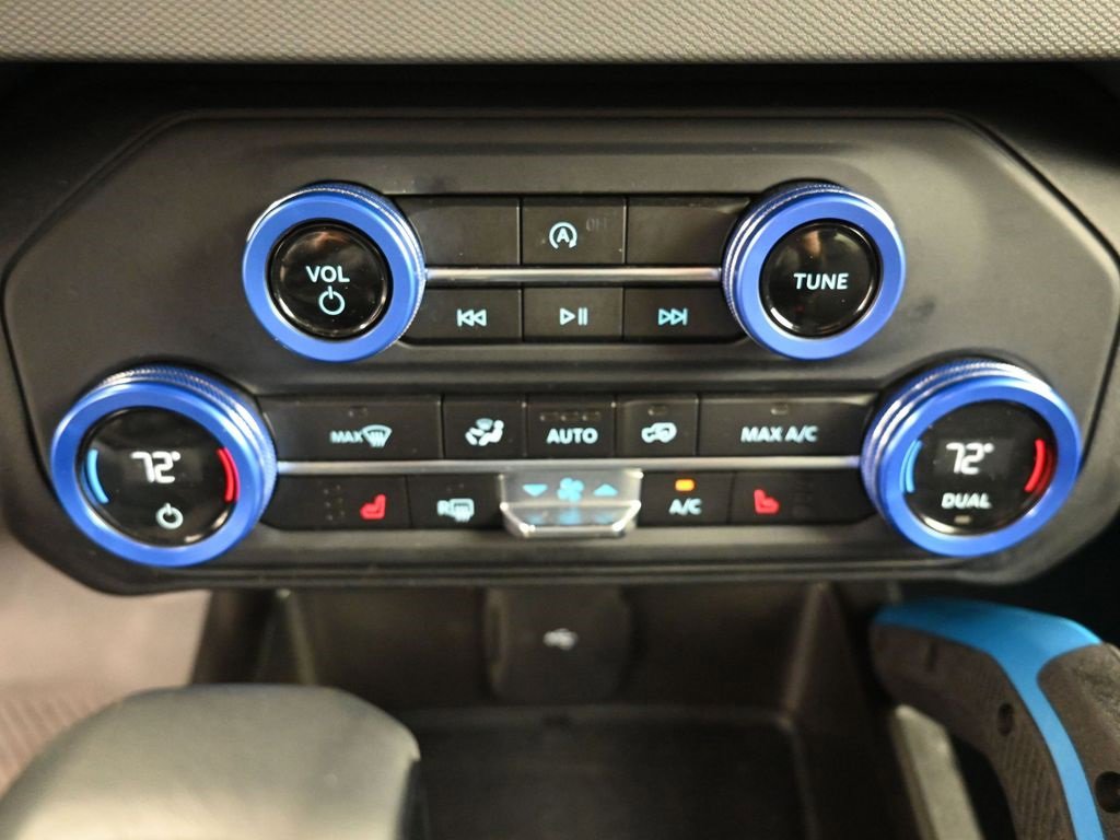 Certified 2023 Ford Bronco Black Diamond w/ Sasquatch Package image 27