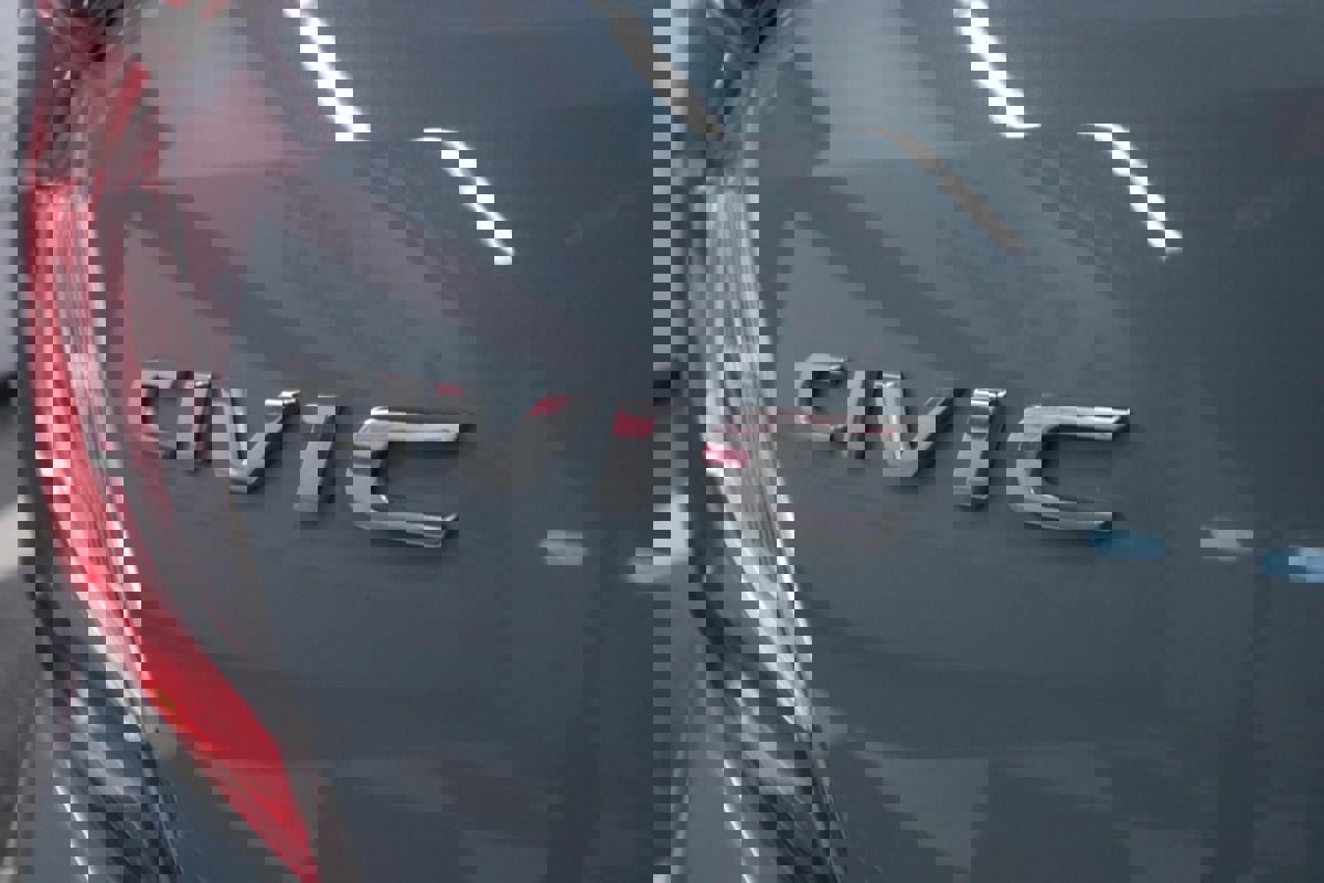 Used 2021 Honda Civic Sport image 25