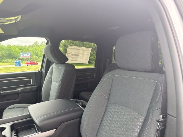 New 2026 RAM 2500 Big Horn AWD/4WD image 17