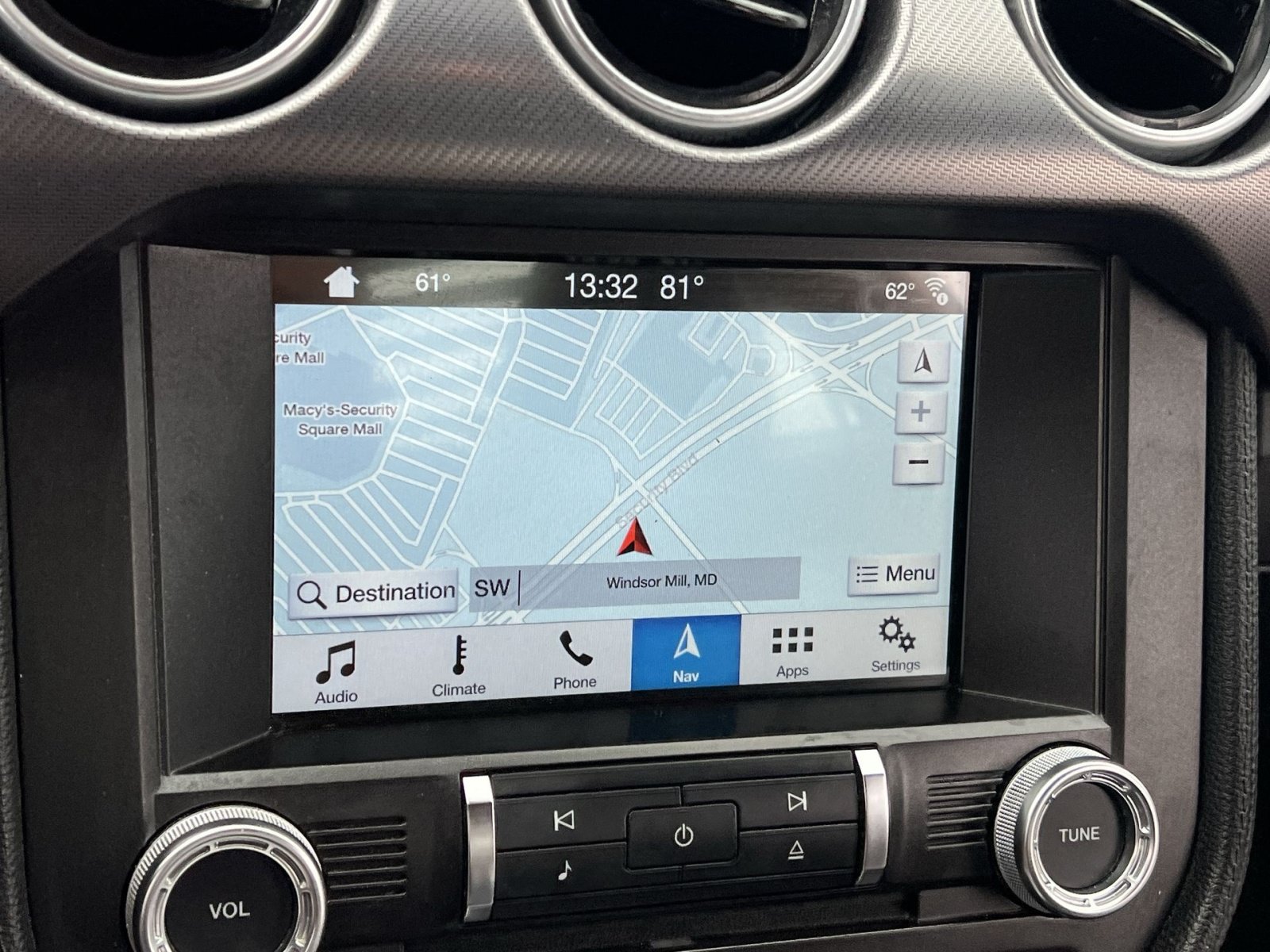 Used 2018 Ford Mustang GT Premium w/ Equipment Group 401A RWD image 20