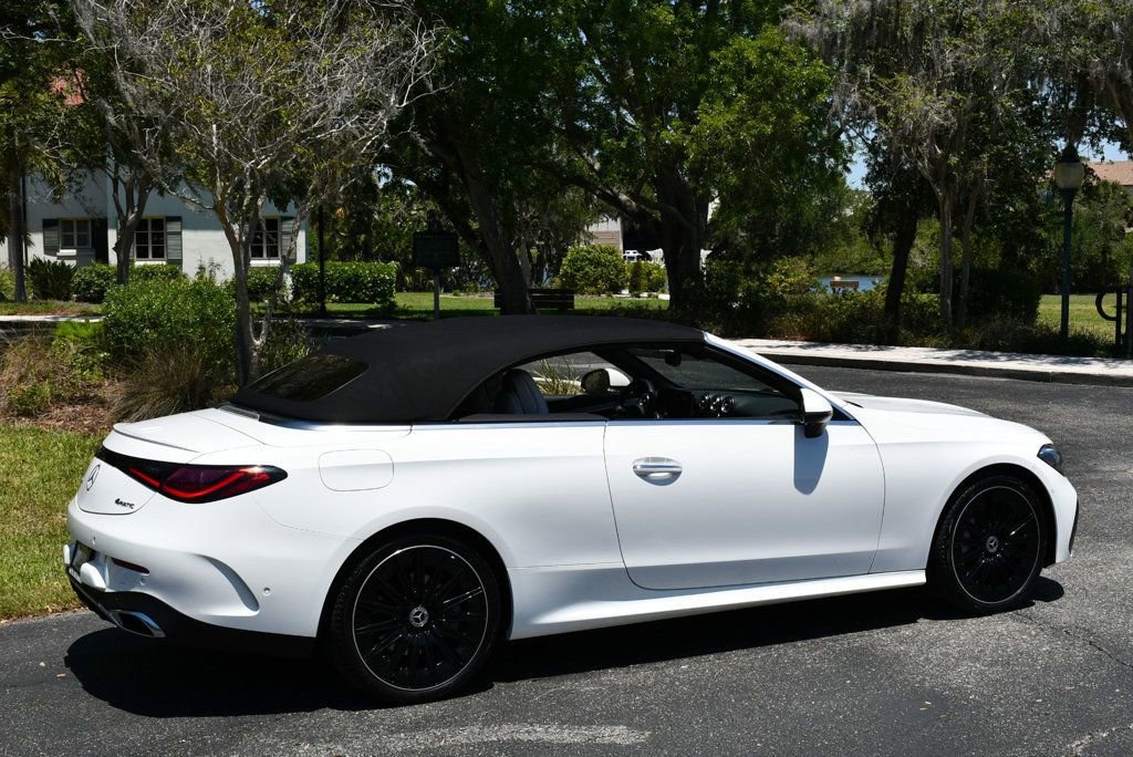 Used 2025 Mercedes-Benz CLE 450 4MATIC Cabriolet image 39