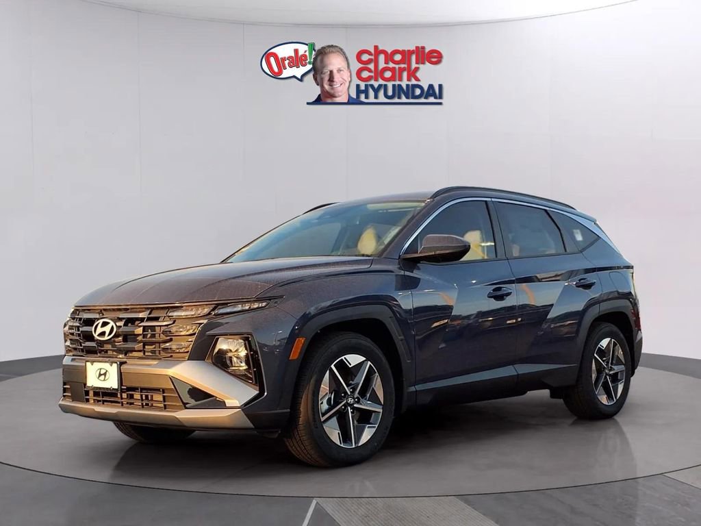 New 2026 Hyundai Tucson SEL image 1